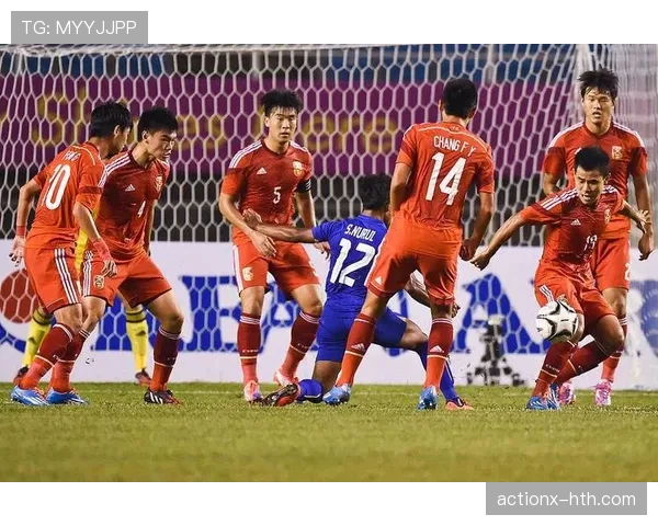 埃因霍温控球制胜，状态回暖赢下关键战