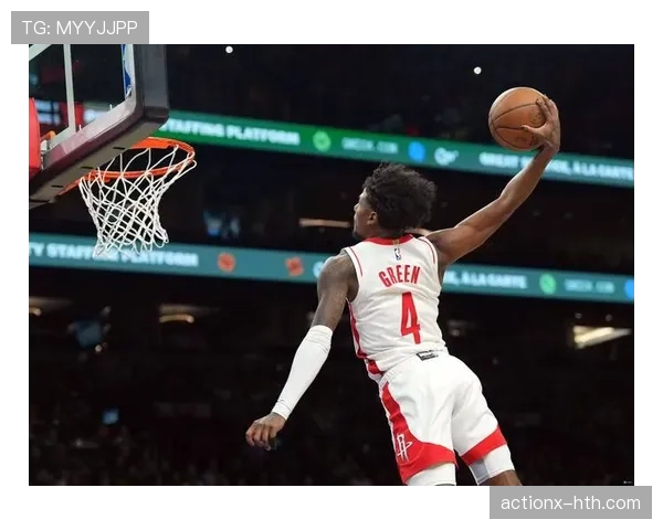 迈克尔·芬利无球掩护能力提升，助力球队三分命中率显著提高